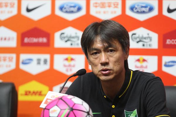 08:00玻利甲 欧若拉3-0瓦卡迪兹08:00玻利甲 奥利恩特3-0威斯特曼08:00玻利甲 葛布莉2-0特莱罗独立字母哥35分8板10助兰德尔空砍41分雄鹿大胜尼克斯晋级四强NBA常规赛季中锦标赛东部四分之一决赛雄鹿主场迎战尼克斯，雄鹿目前排在东部第三，本赛季保持着不错状态，尼克斯最近取得3连胜也是表现火热。